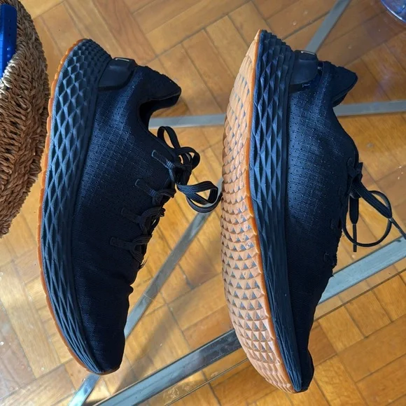 NOBULL Ripstop Runner shoes in Iridescent Blue. - Picture 6 of 13